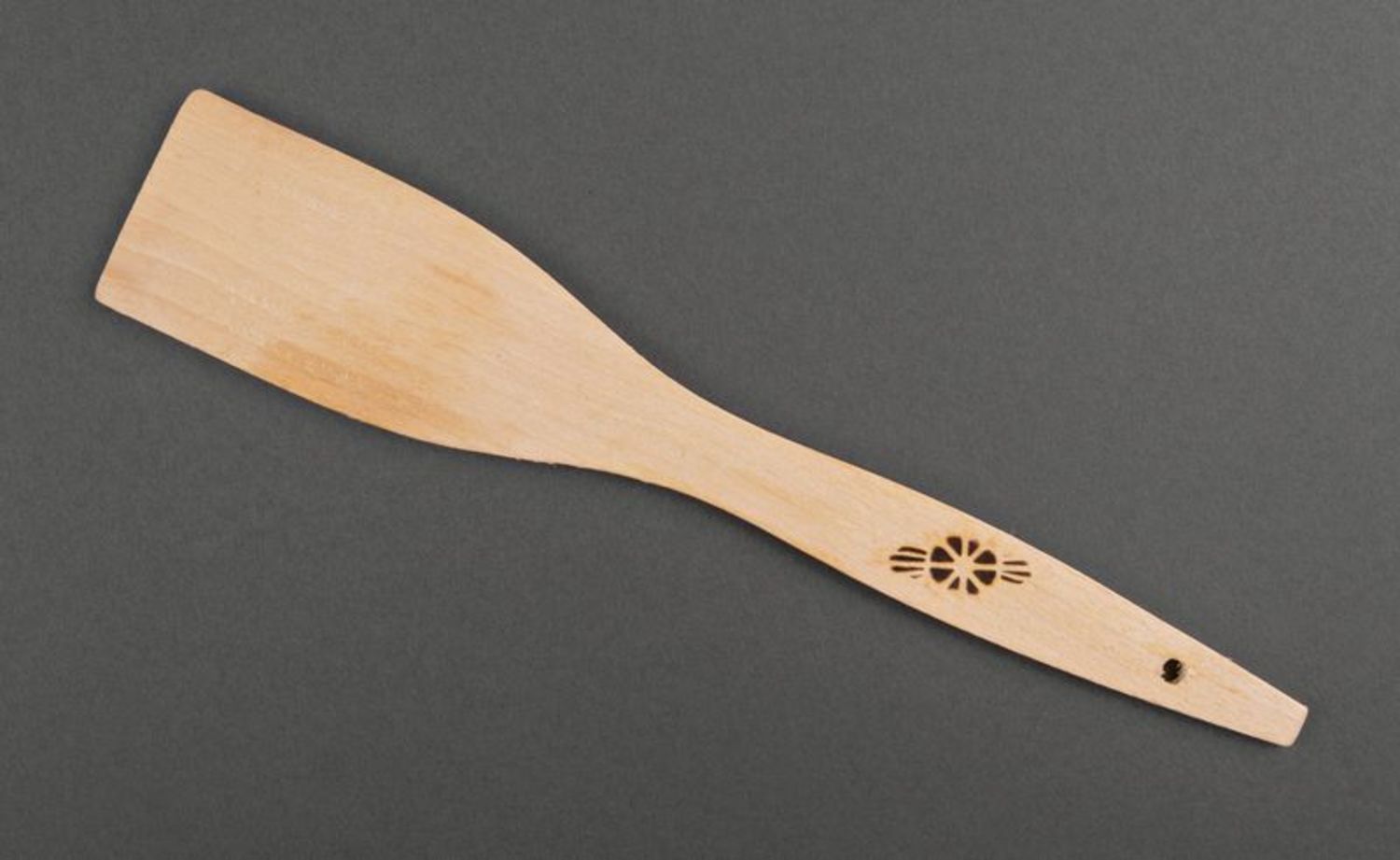 Wooden kitchen spatula with a flower photo 2