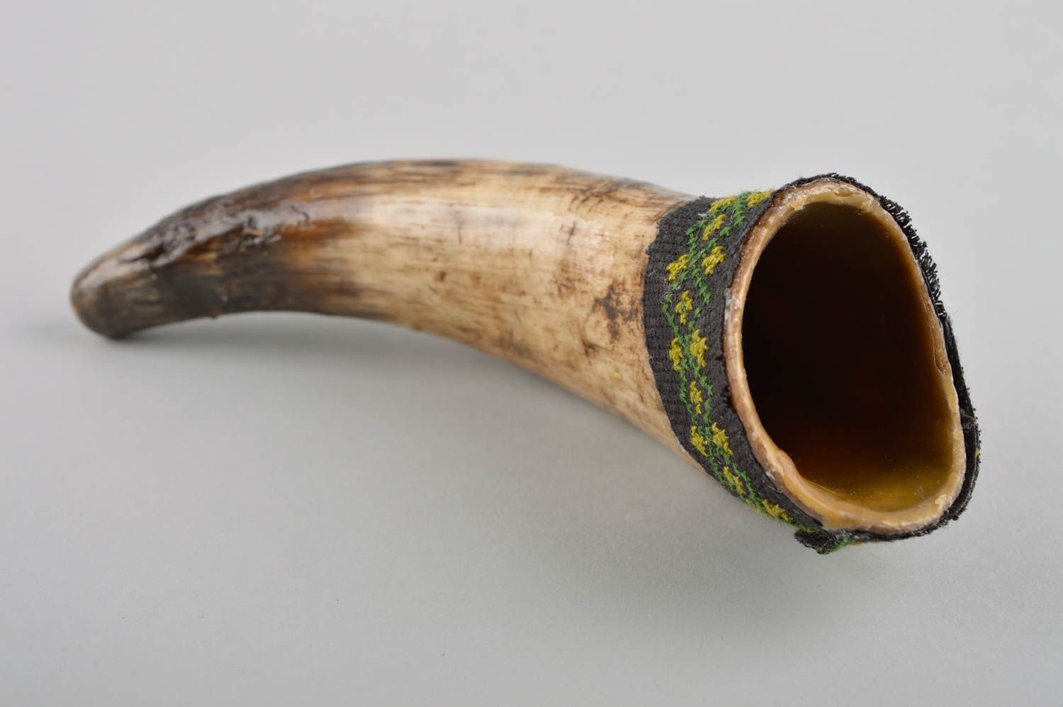 Copa para vino hecha a mano decorada cuerno de toro vajilla original étnica foto 3