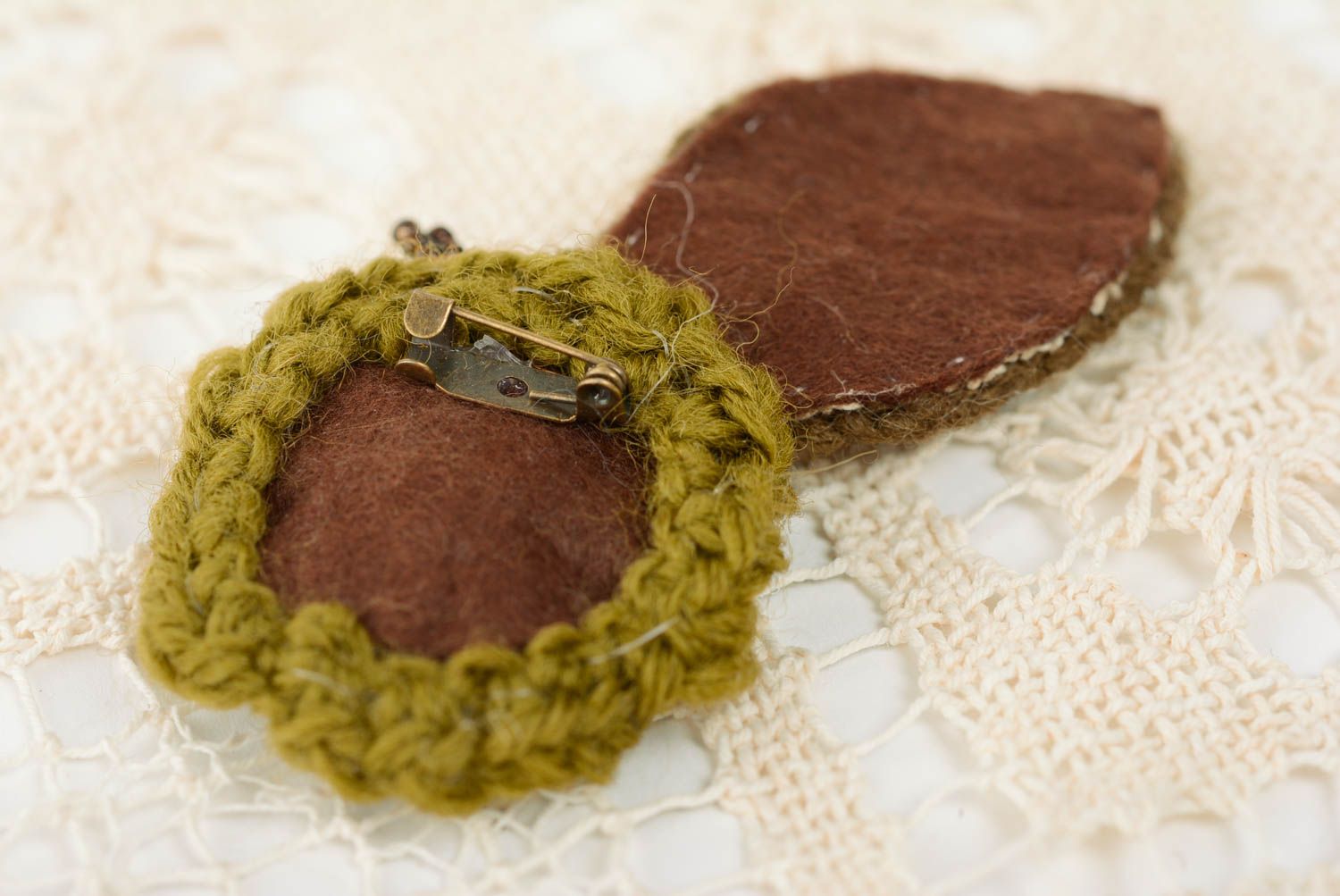 Handmade brown and green flower brooch crocheted of woolen threads with beads photo 2