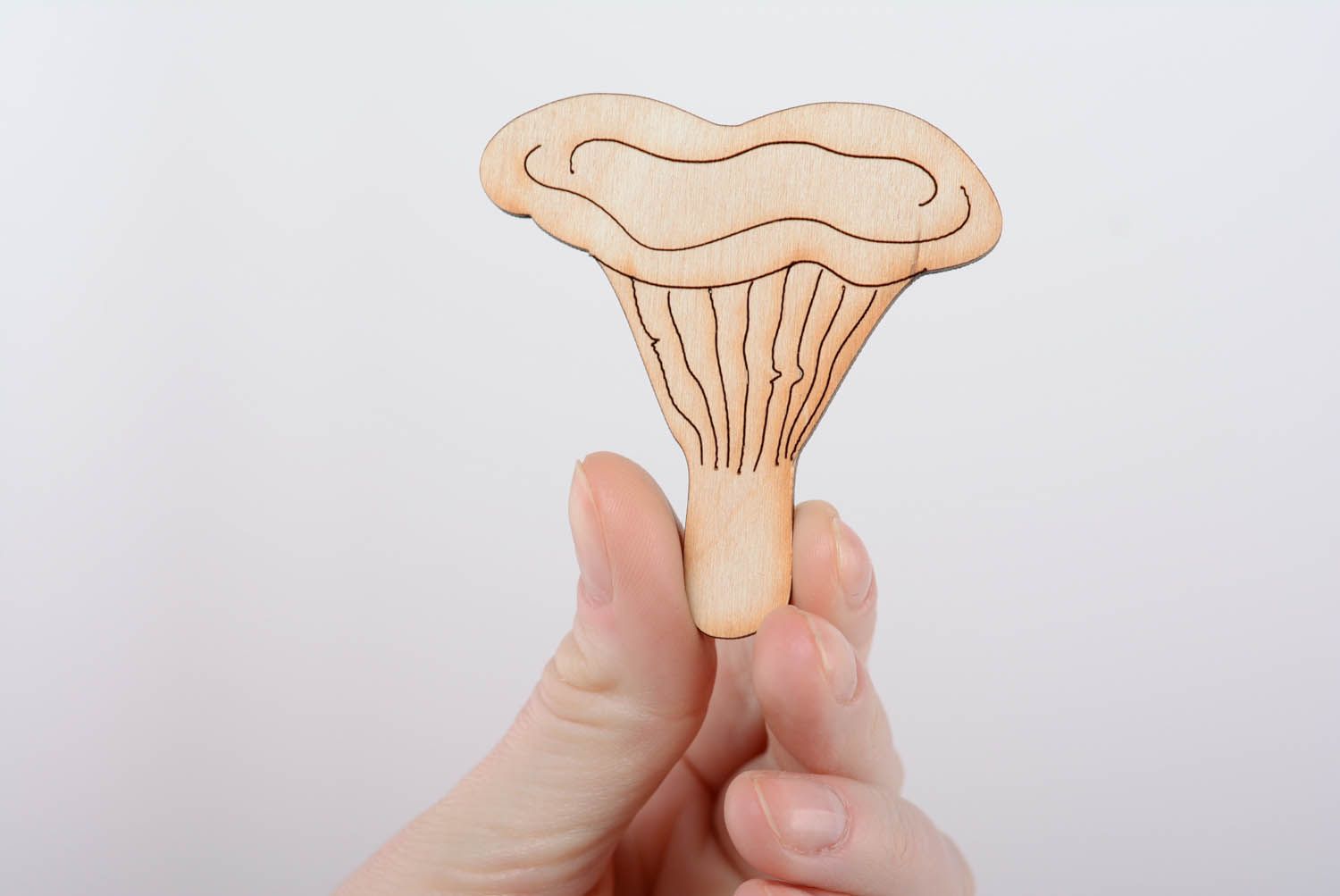 Magnet à décorer fait main en forme de champignon photo 4