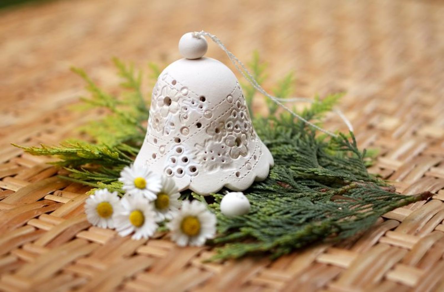Lace ceramic bell photo 3
