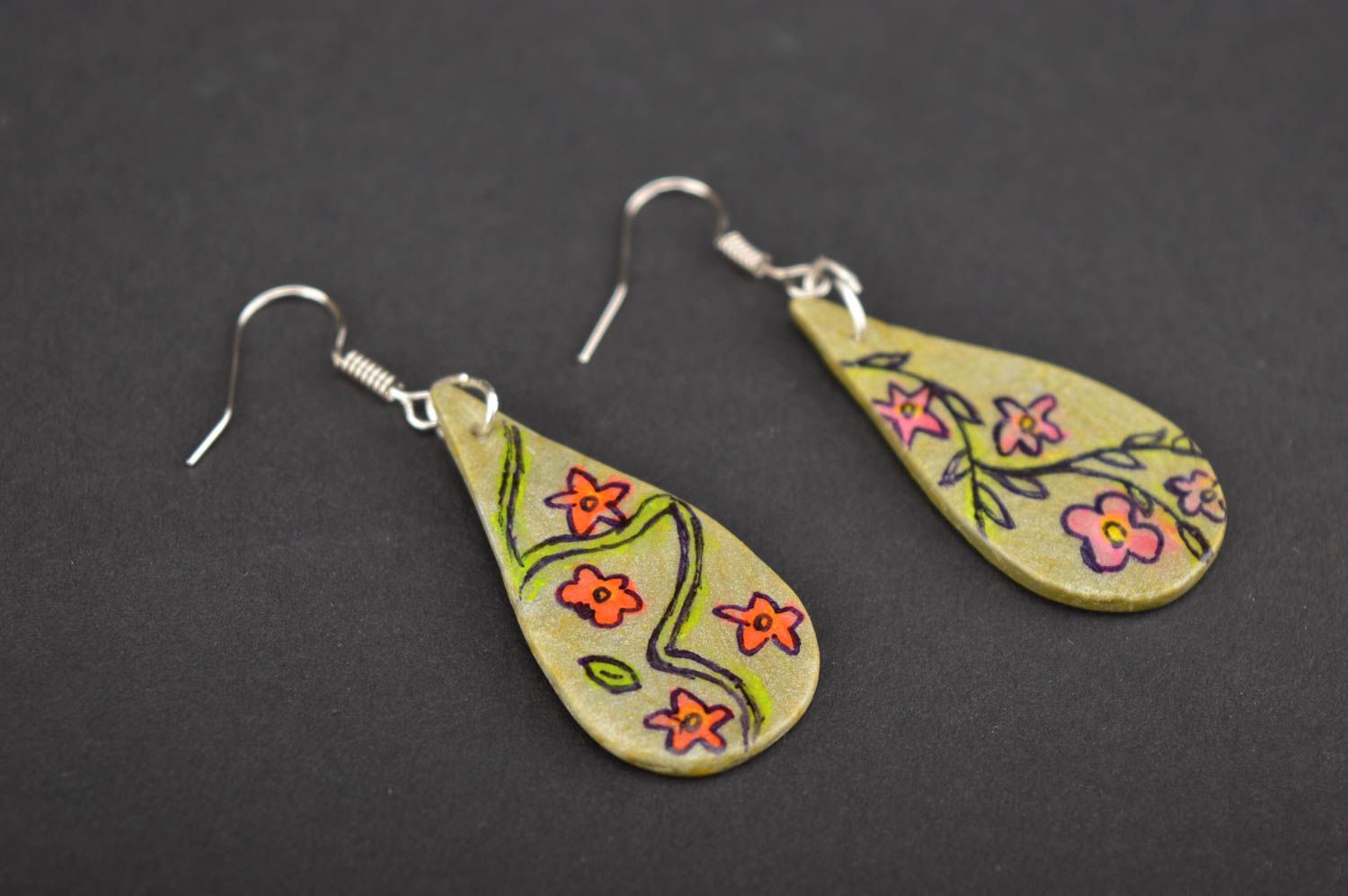Beautiful handmade plastic earrings beautiful jewellery fashion tips gift ideas photo 1