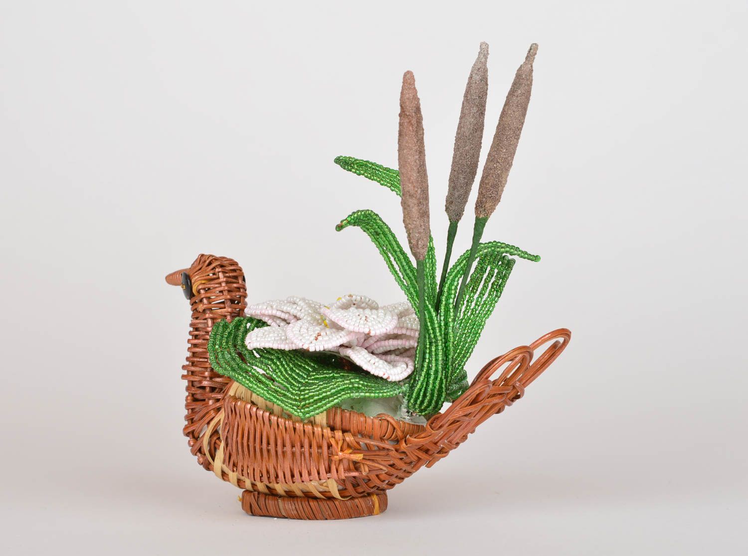 Beautiful handmade designer straw cachepot with beaded flower for home decor photo 5