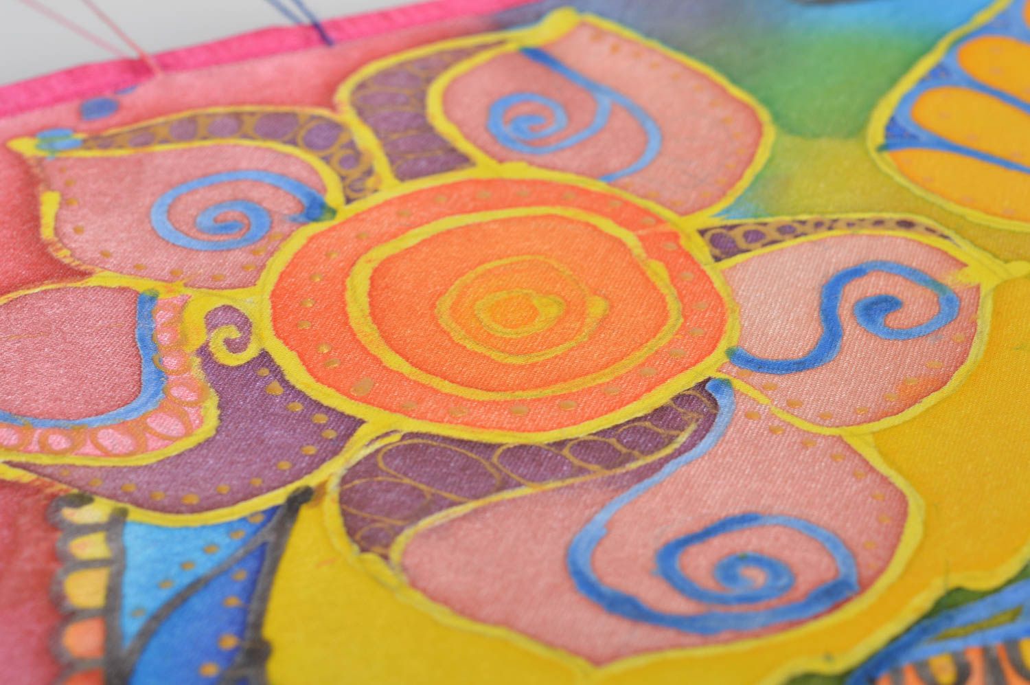 Tableau en batik à froid sur tissu fait main encadré multicolore Papillons photo 4