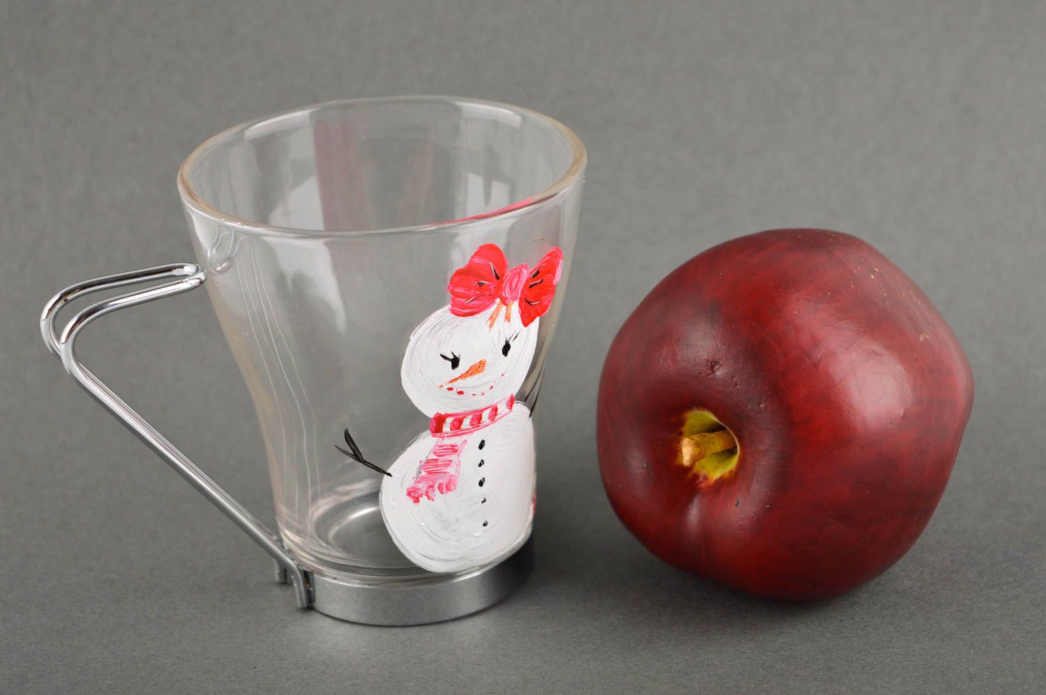 Clear glass coffee or tea cup with metal handle and snowman pattern photo 1