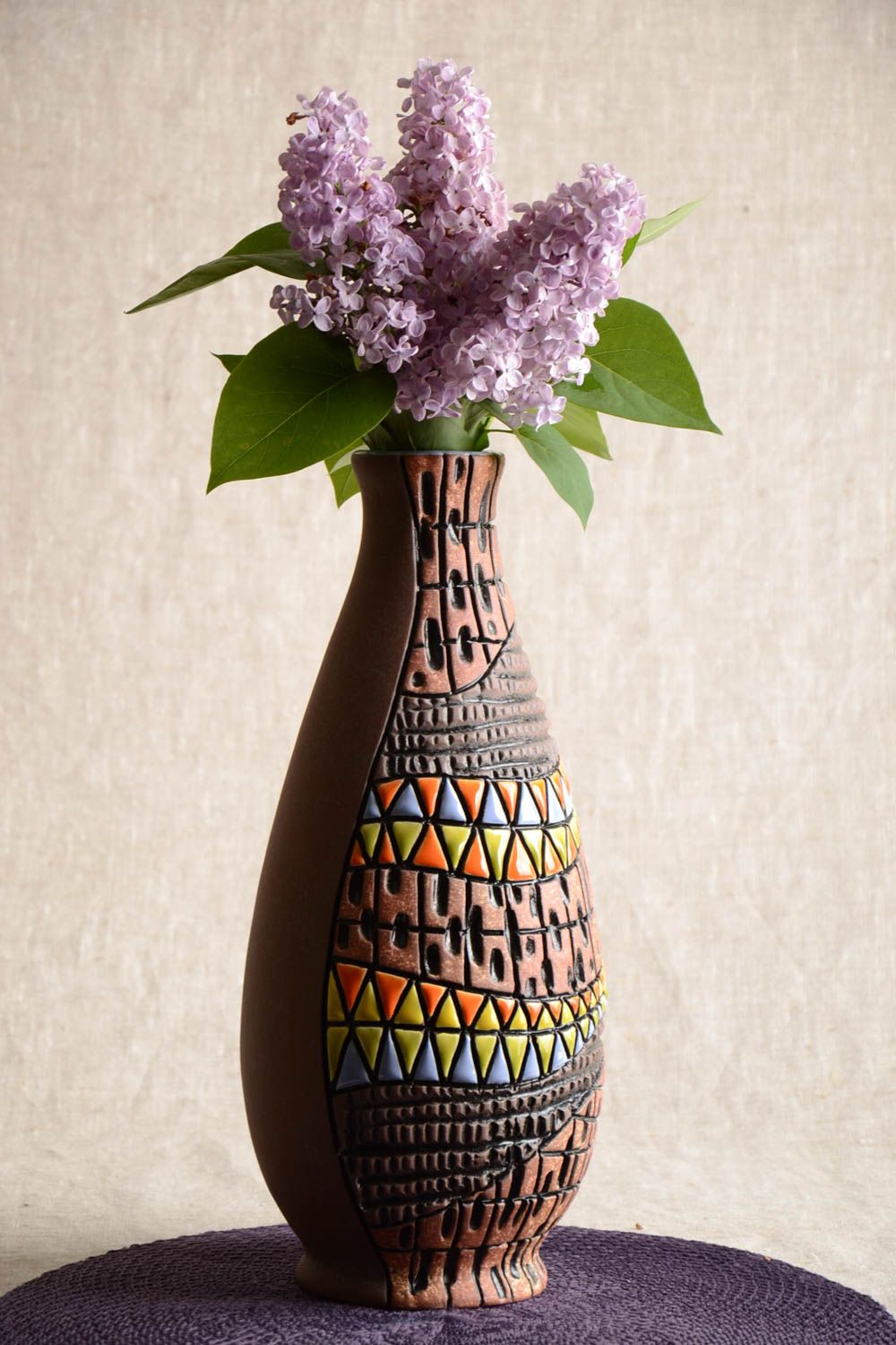 Большая полуфарфоровая ваза из глины расписанная пигментами ручной работы 1.5 л фото 1