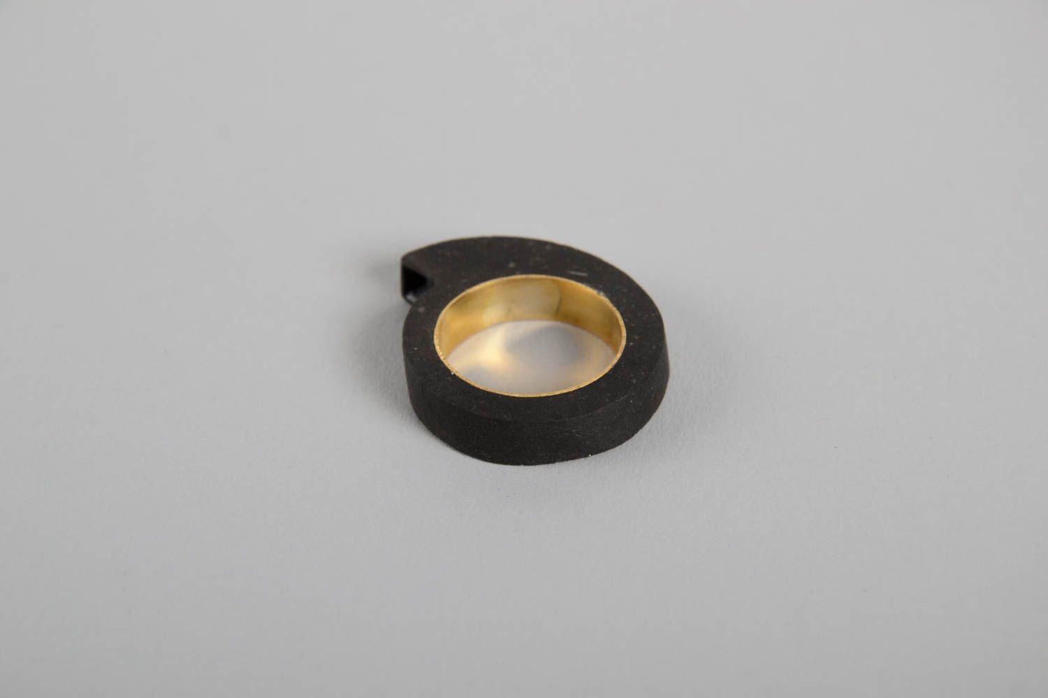 Бетонное кольцо ручной работы массивное украшение черный женский перстень фото 5