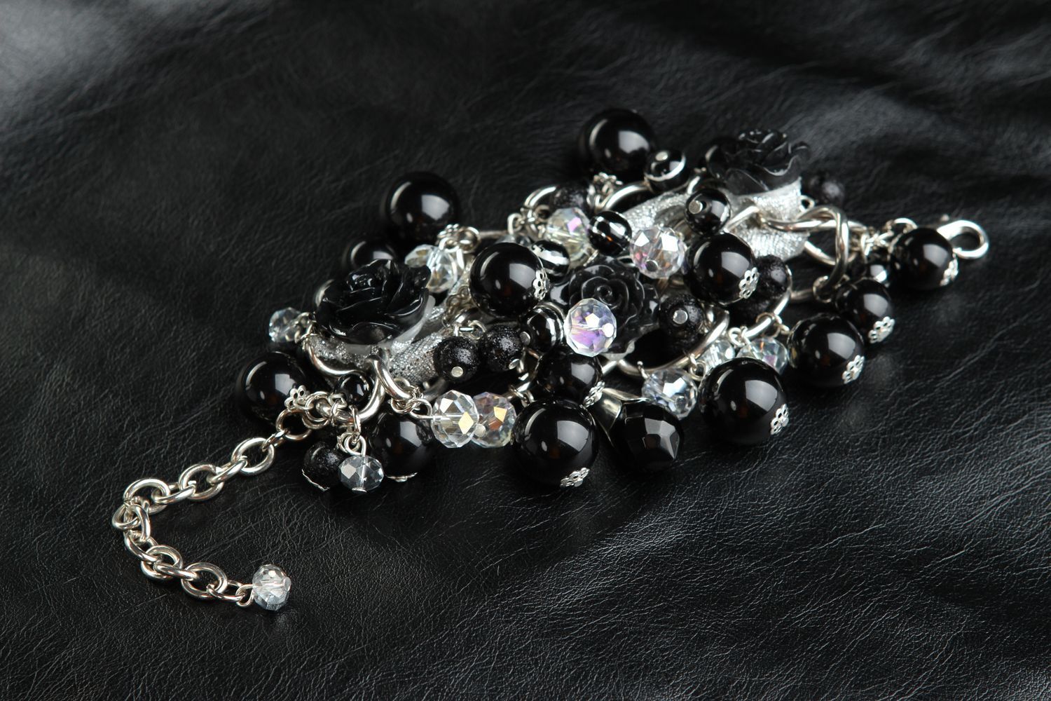 Black handmade beaded bracelet on-chain for women photo 2