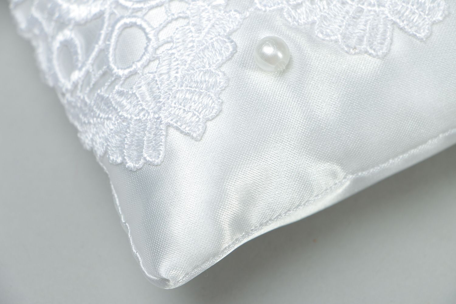 White satin wedding ring pillow photo 2