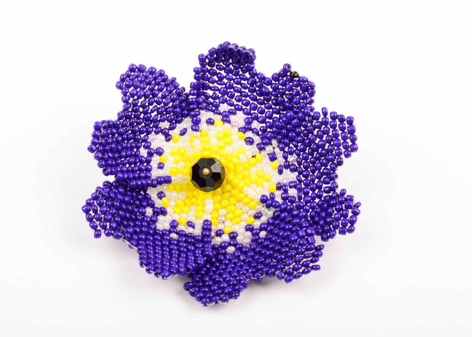 Brooch in shape of flower beaded handmade accessory unusual stylish jewelry photo 1