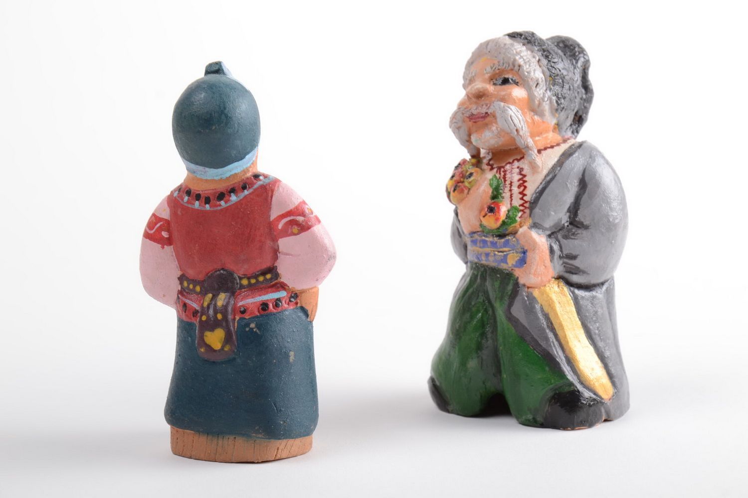 Ensemble de figurines décoratives en argile peintes faites main Paysans photo 3