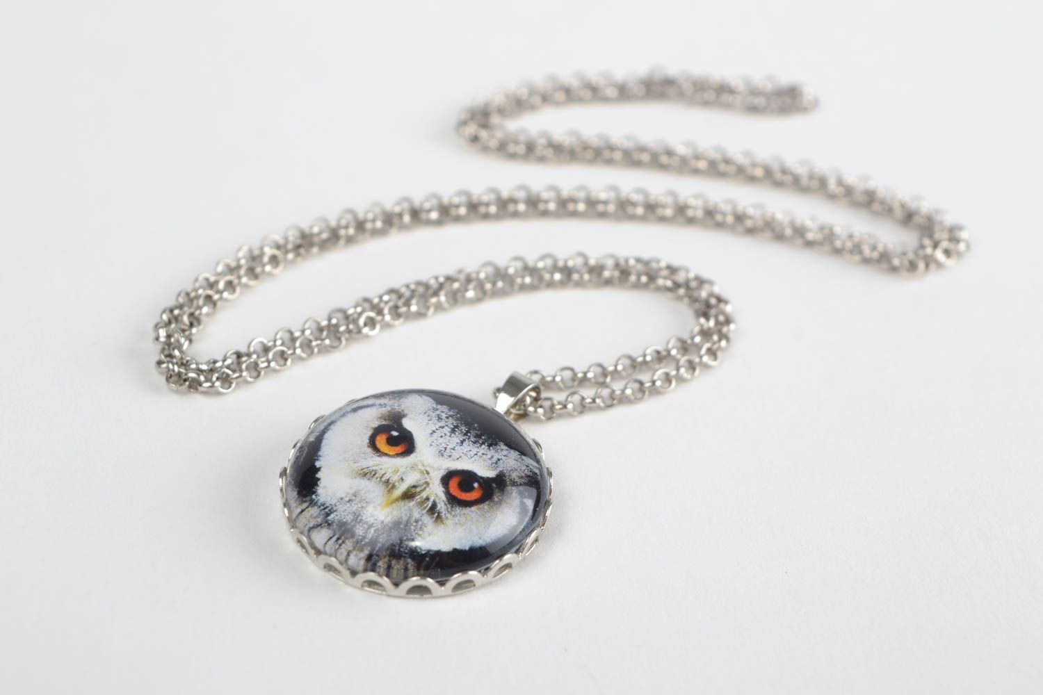 Handmade designer round pendant with glass on metal chain with image of owl photo 1