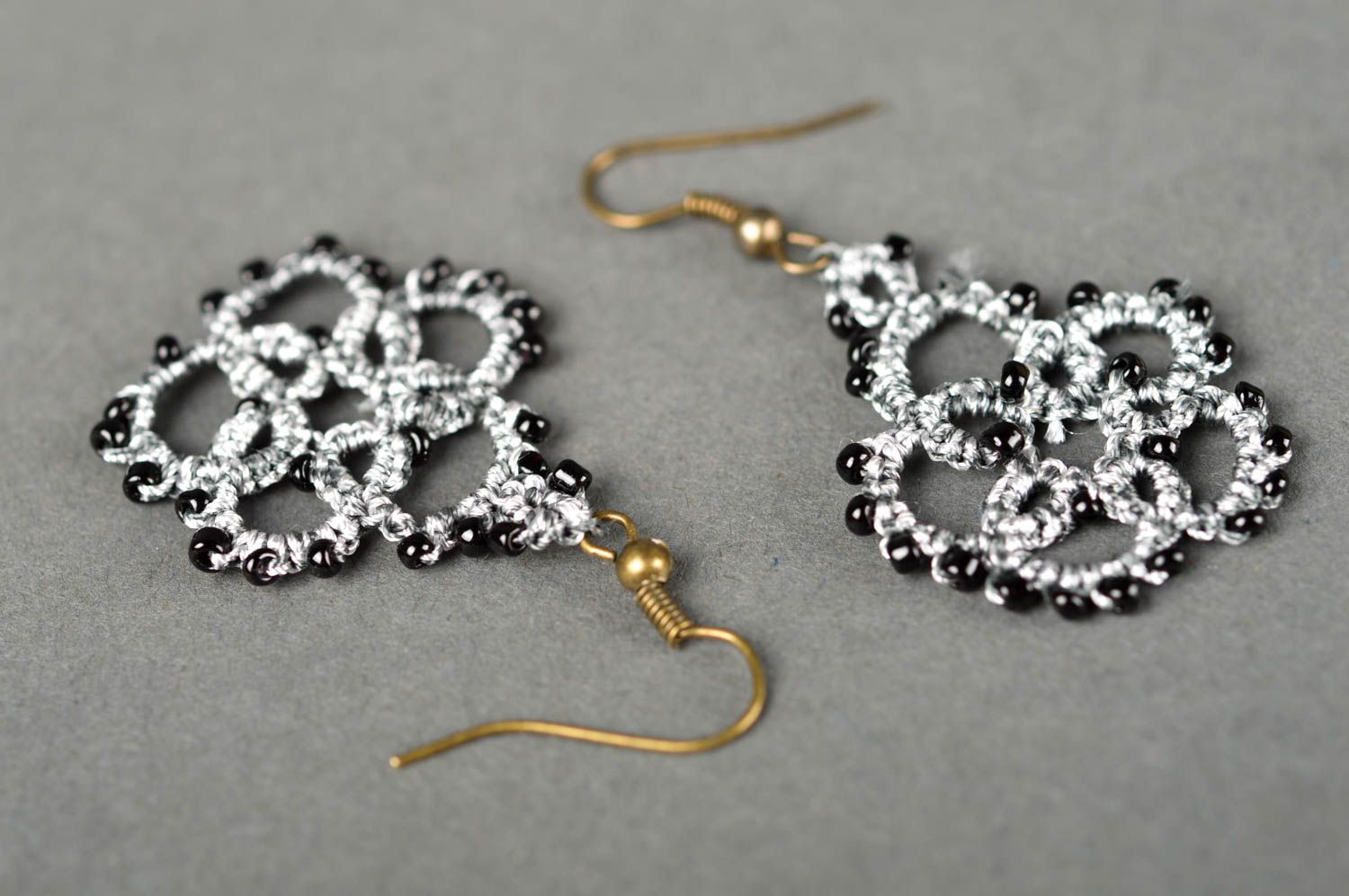 Handmade textile flower earrings beaded earrings tatting ideas cool jewelry photo 5
