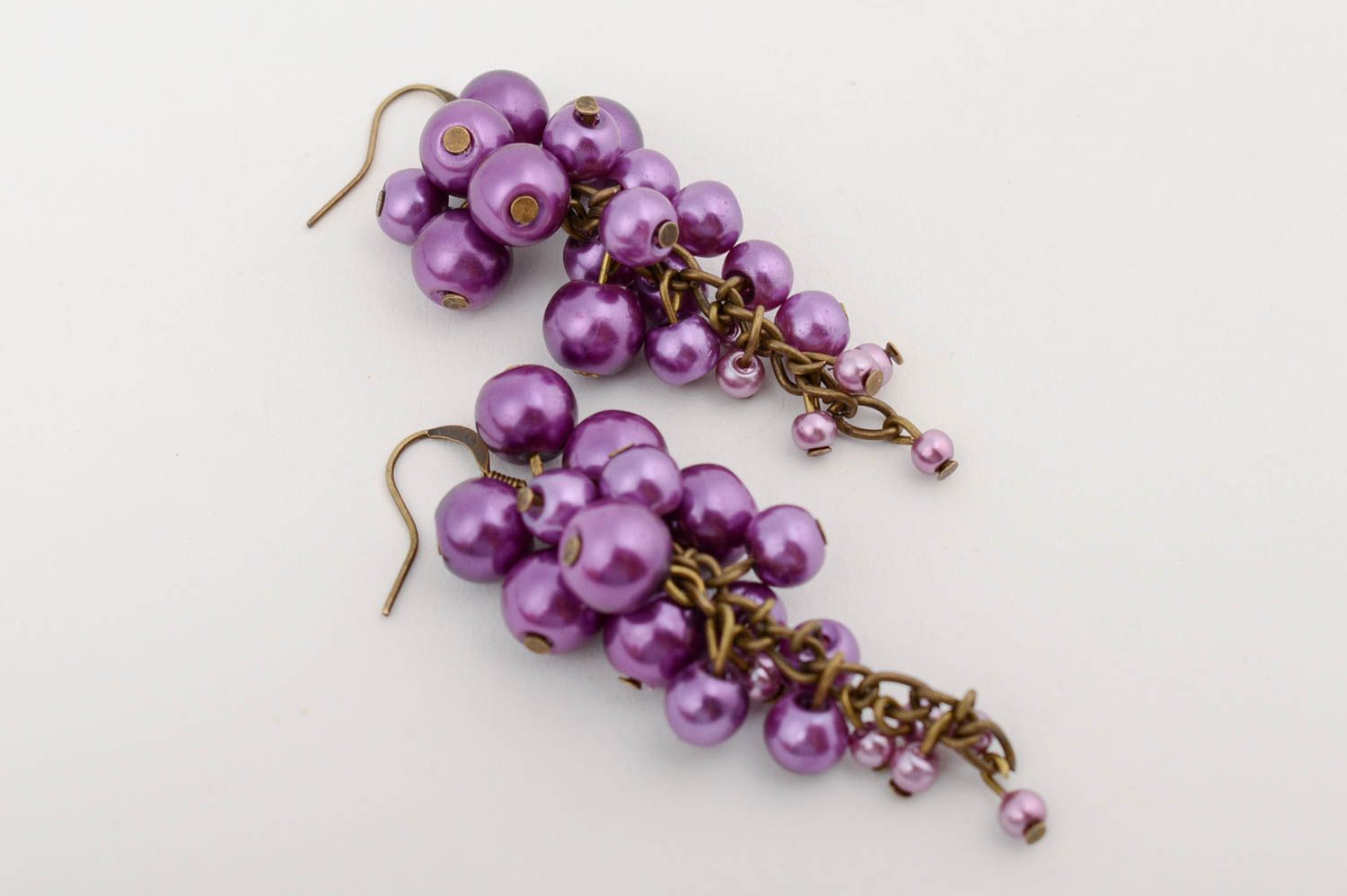 Handmade violet festive dangle earrings with ceramic pearl beads on metal chain photo 2