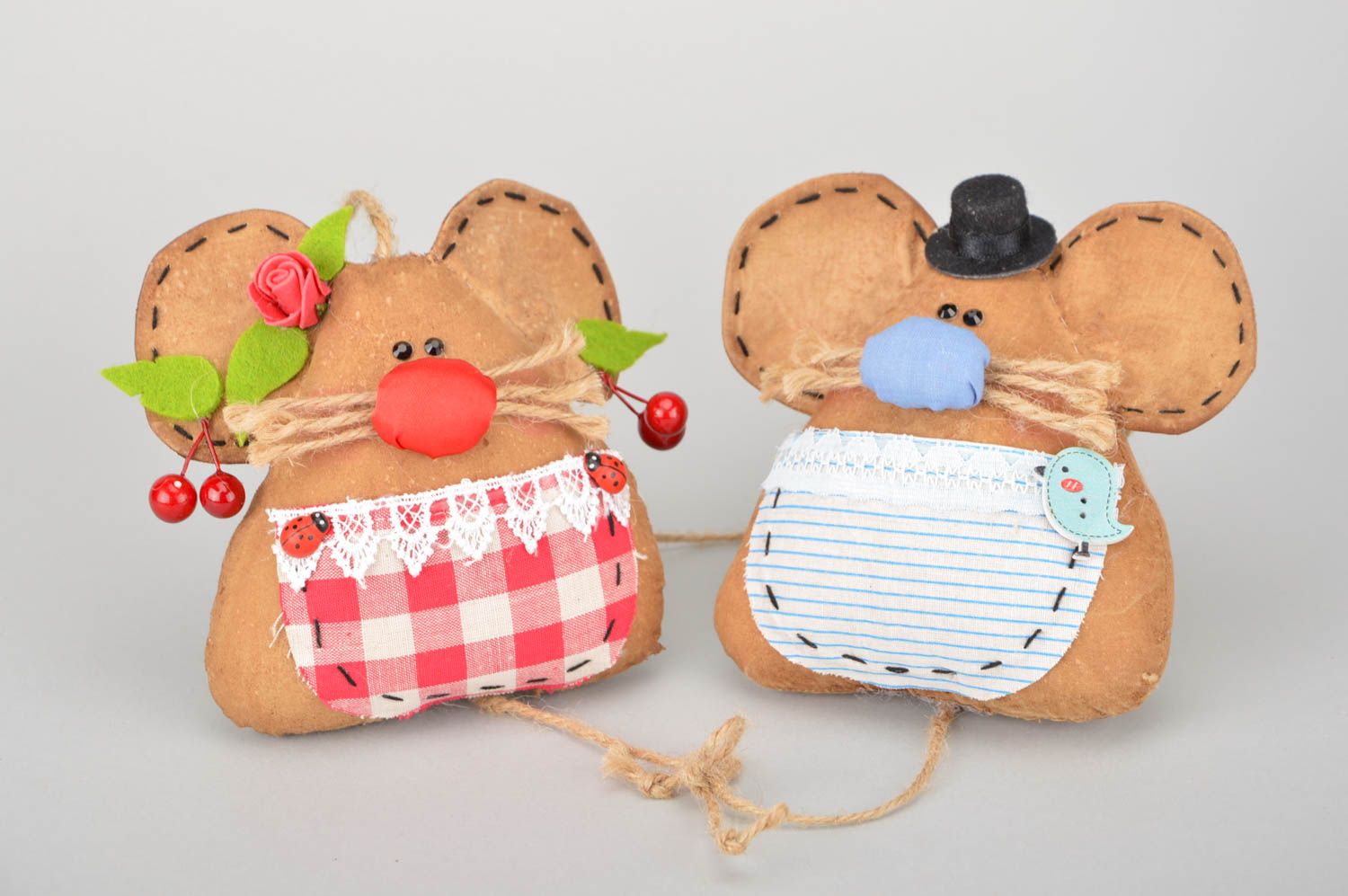 Handmade Dekoration Mäuse Deko zum Aufhängen Stoff Kuscheltiere aus Baumwolle foto 1