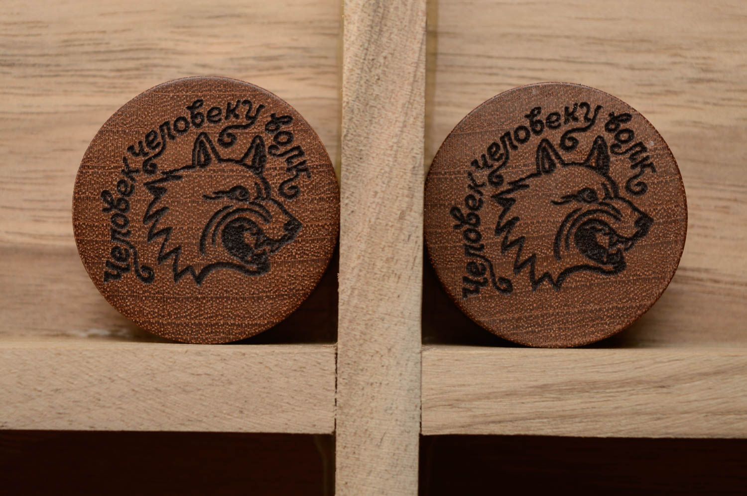 Wooden plugs with engraving photo 1