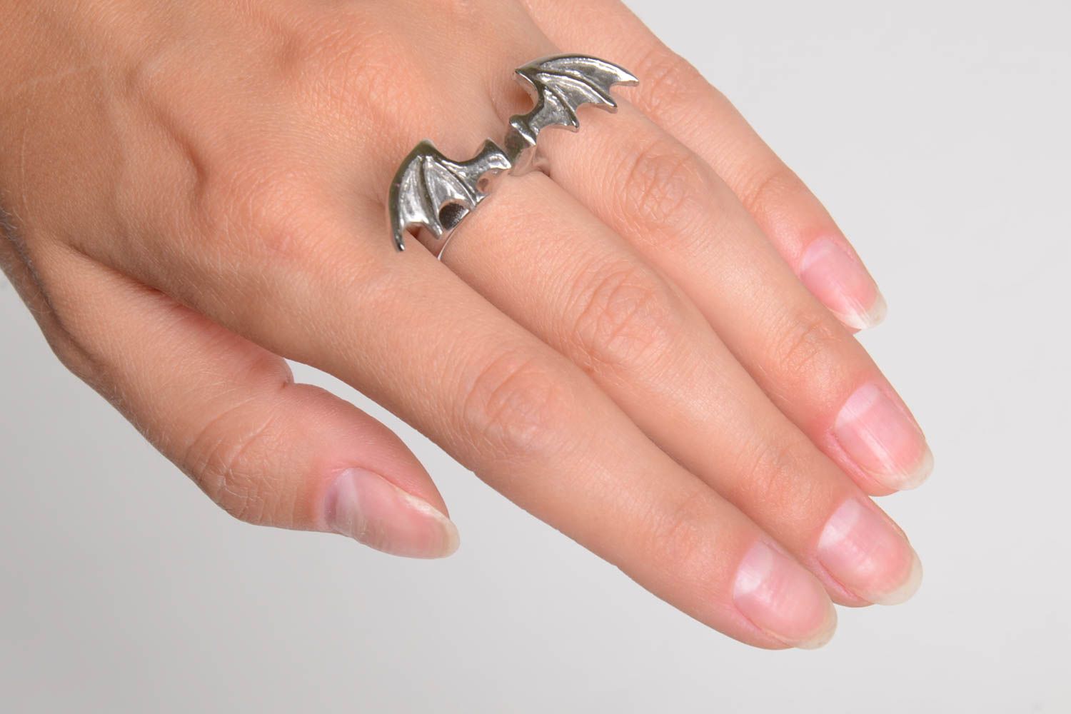 Ring für Damen handgemachter Schmuck Ring aus Metall einzigartig ungewöhnlich foto 2