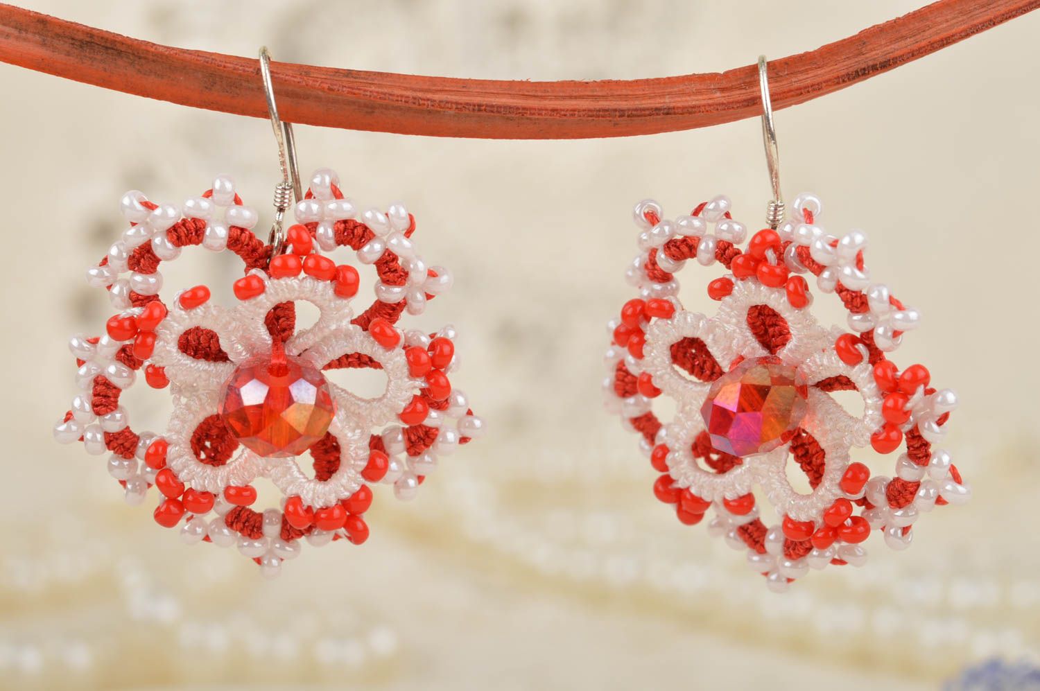 Handmade designer lacy tatted earrings red and white flowers with beads photo 1