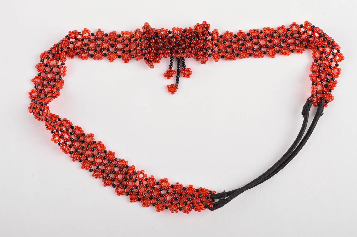 Rotes Haarband mit Perlen handgemachter Schmuck  Accessoire für Haare  foto 3