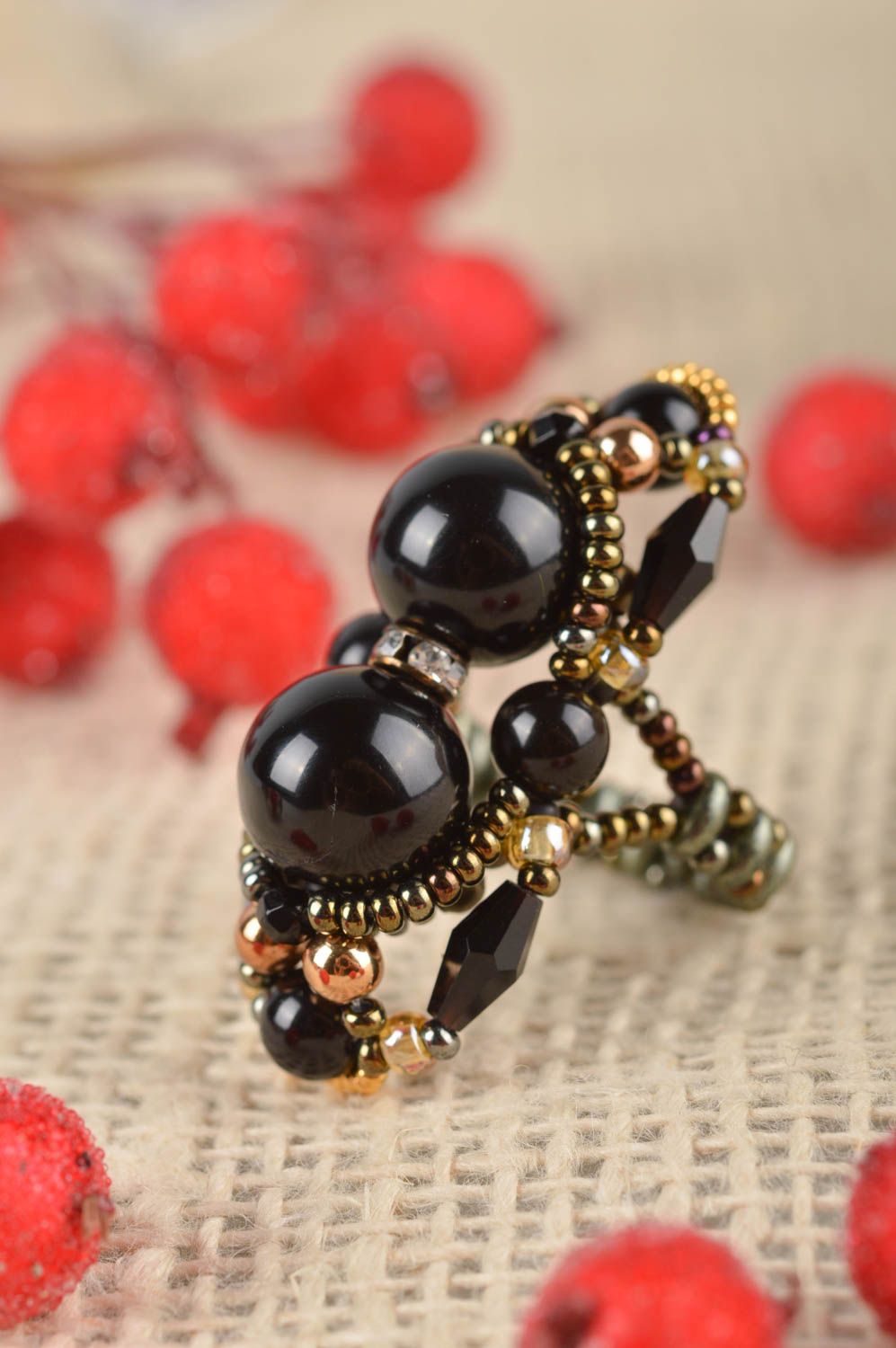 Bague perles de rocaille Bijou fait main Cadeau original perles noires photo 1