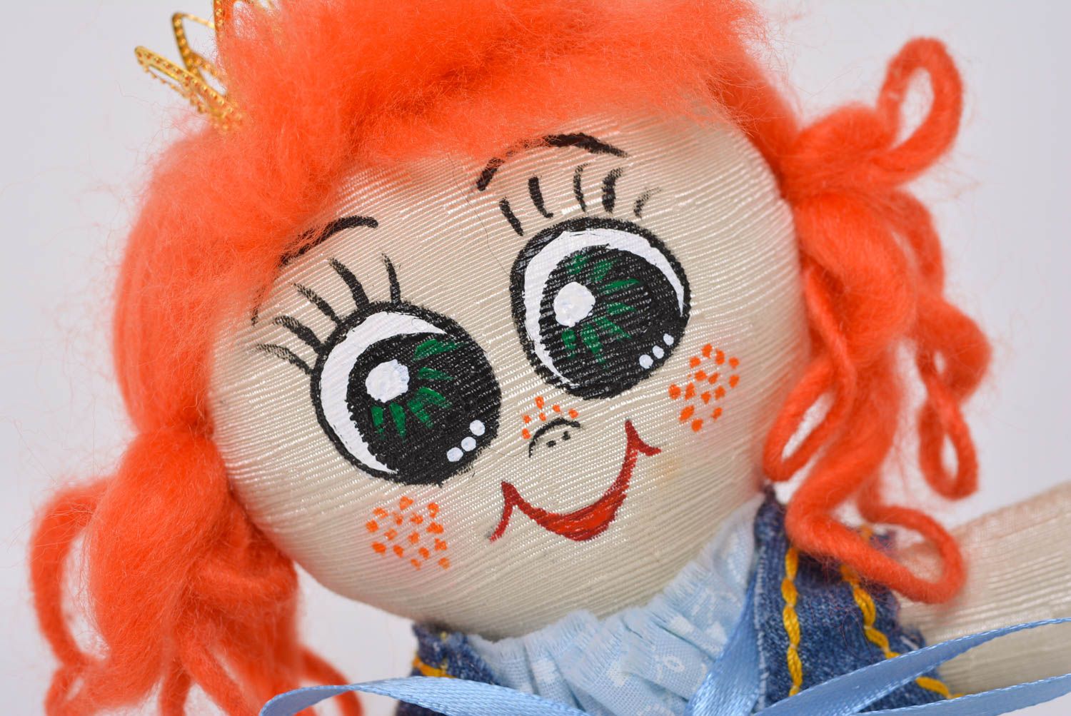 Мягкая игрушка принцесса из ткани ручной работы красивая для детей и дома фото 2
