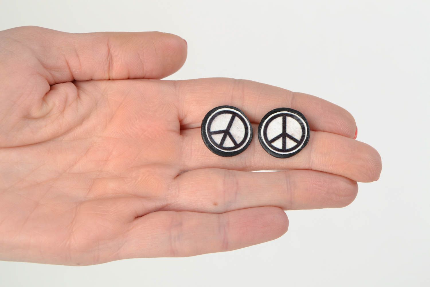 Handmade stud earrings made of polymer clay black and white peace sign  photo 2