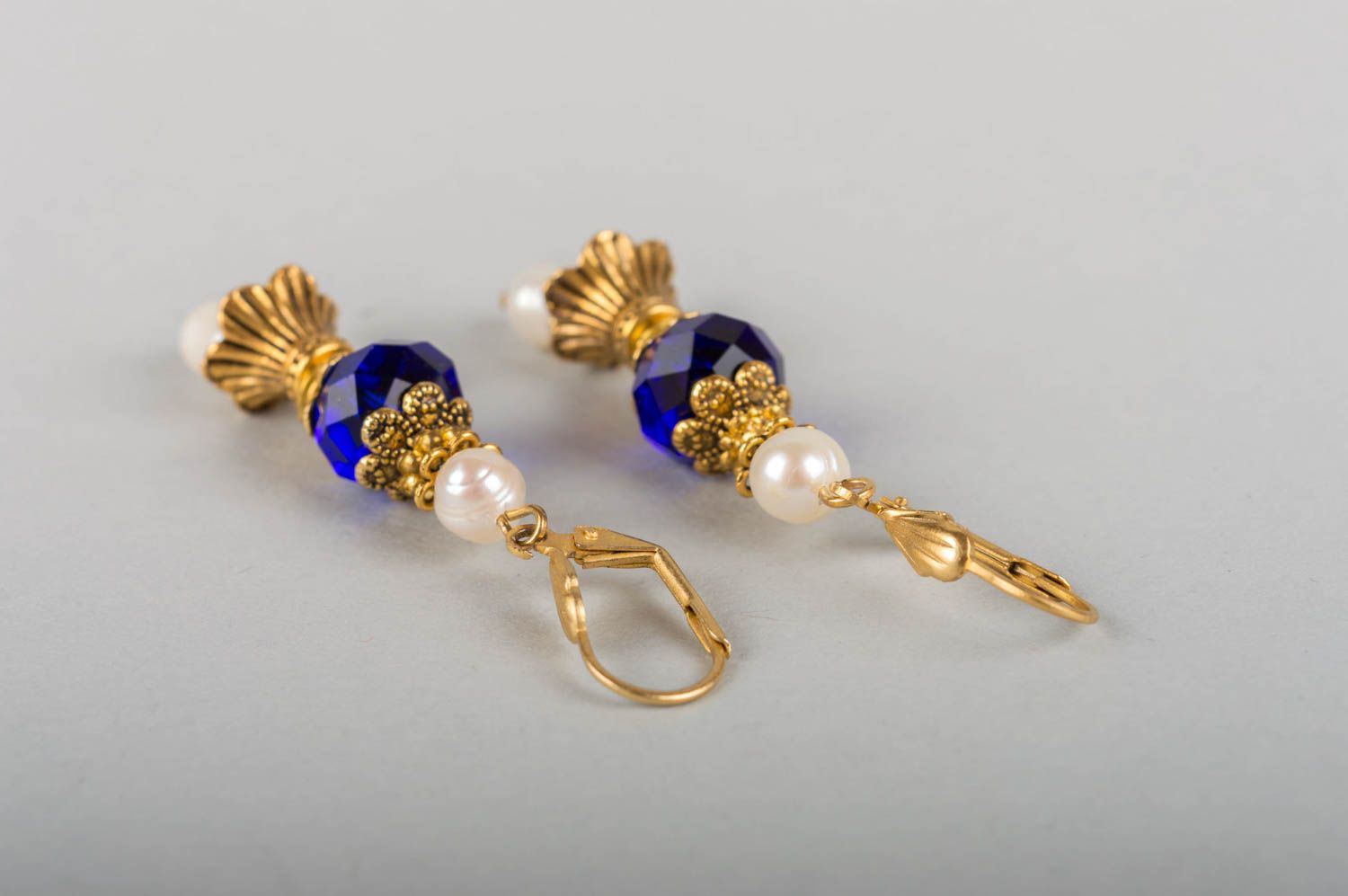 Handmade long evening brass earrings with pearl and crystal beads photo 3