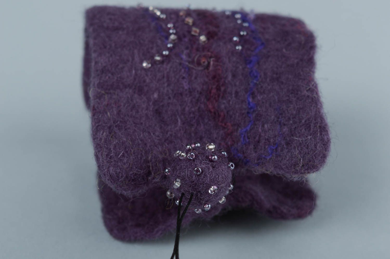 Beautiful homemade felted wool bracelet designer bracelet with beads gift ideas photo 3