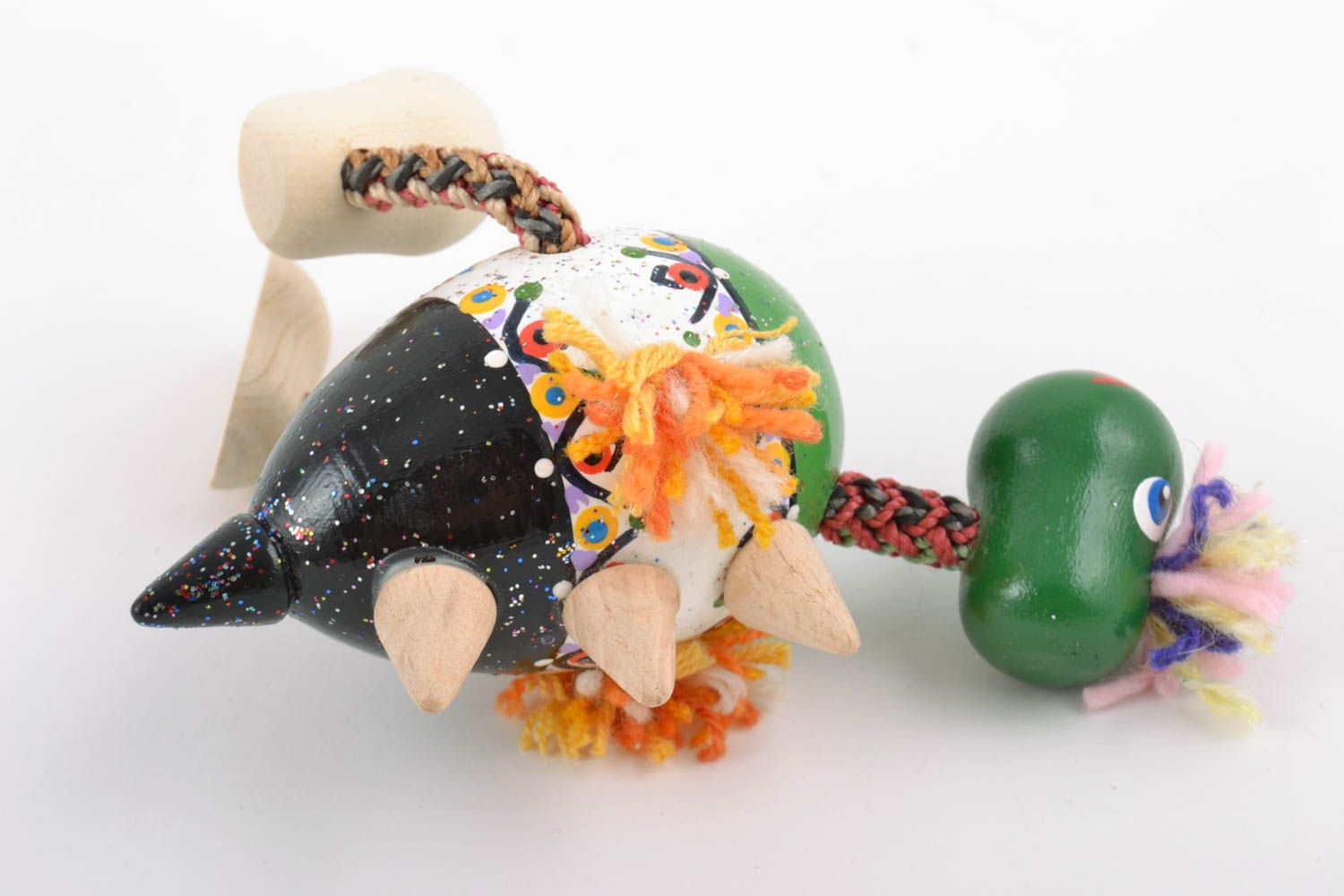Handgemachtes Holz Spielzeug Drache mit Bemalung von umweltfreundlichen Farben foto 5