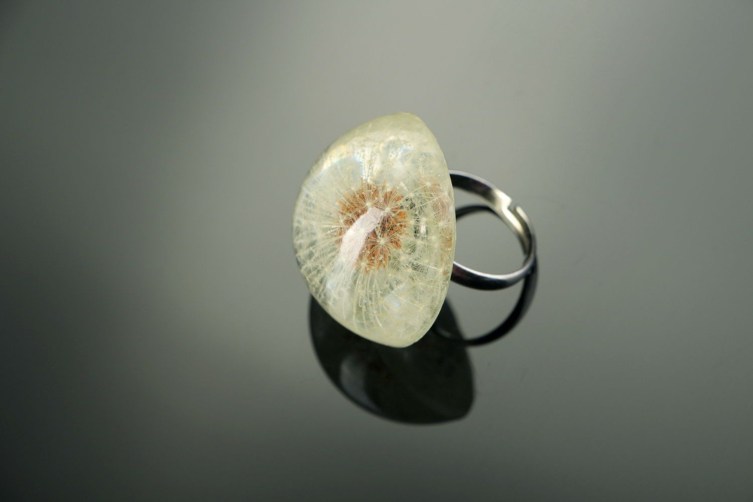 Ring made of dandelion and epoxy photo 1