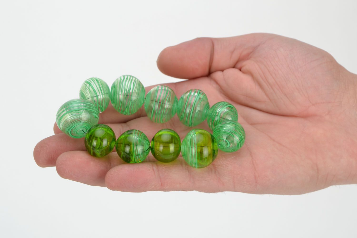 Perles vertes en verre au chalumeau faites main  photo 2
