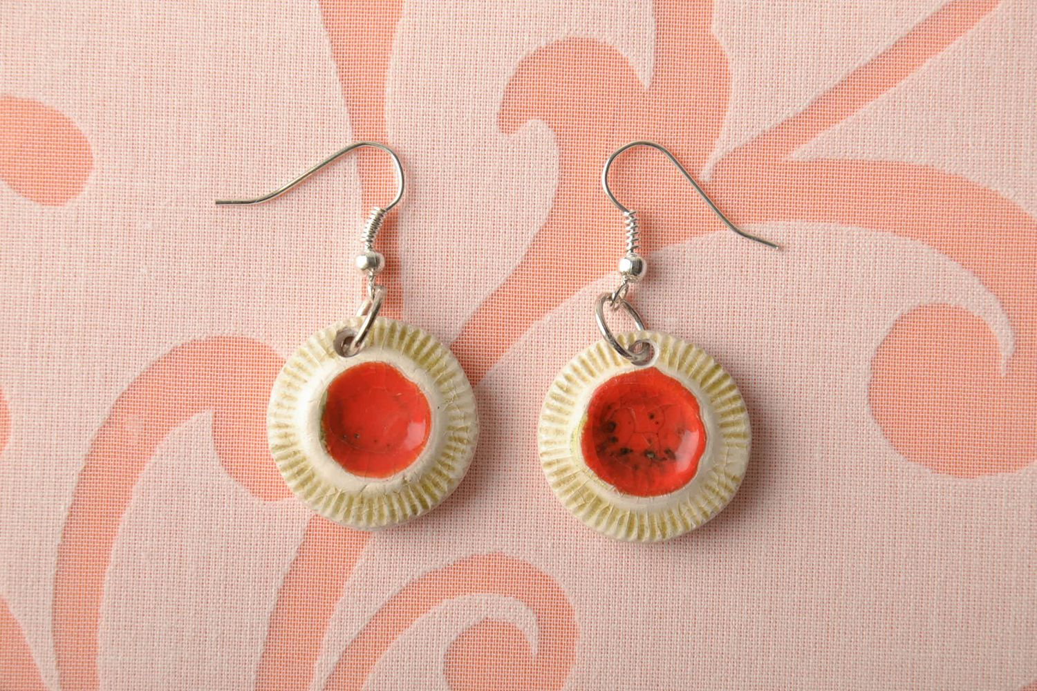 Molded clay round earrings photo 1