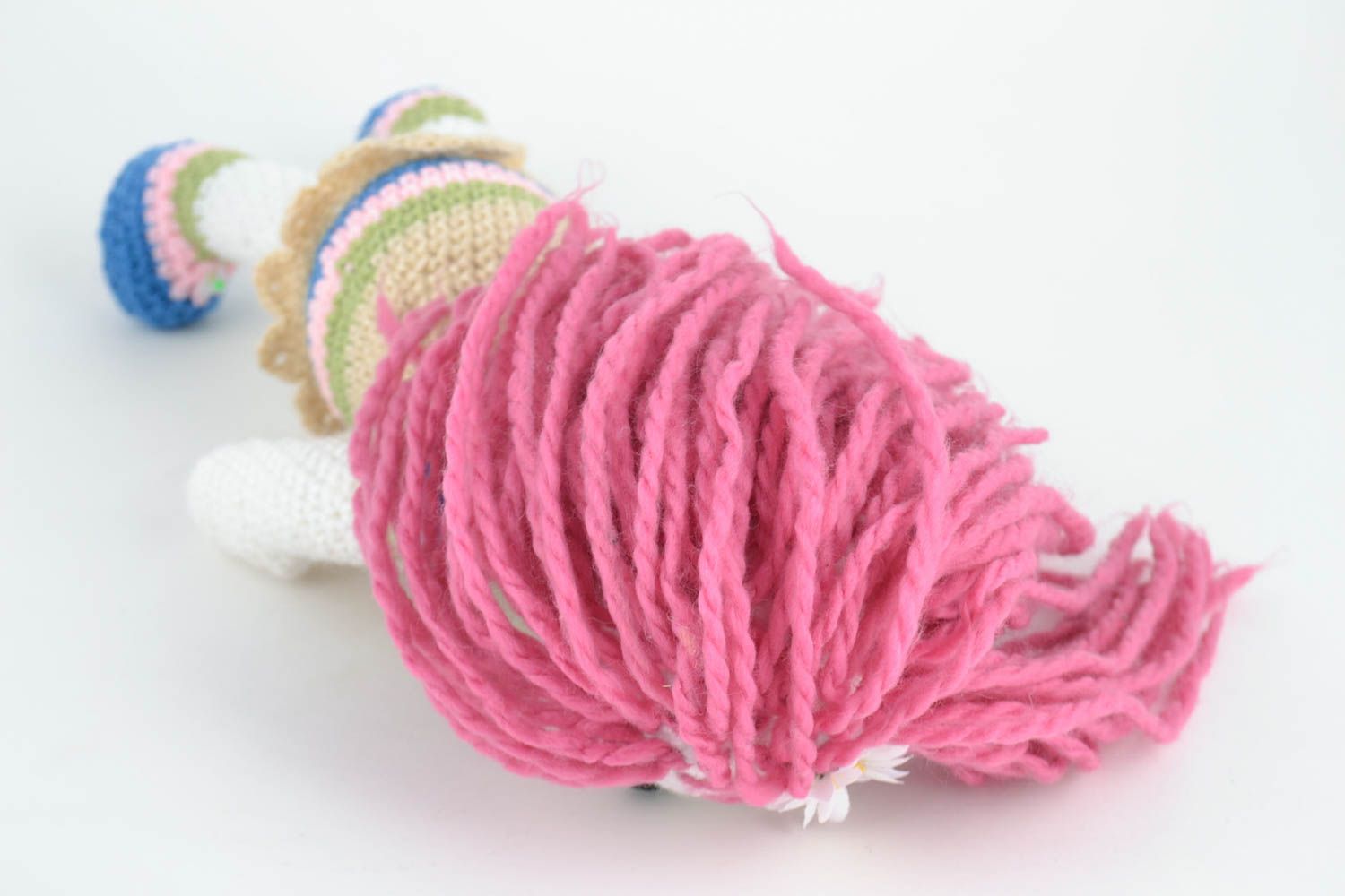 Juguete de peluche tejido hecho a mano muñeca de lana para niña foto 4