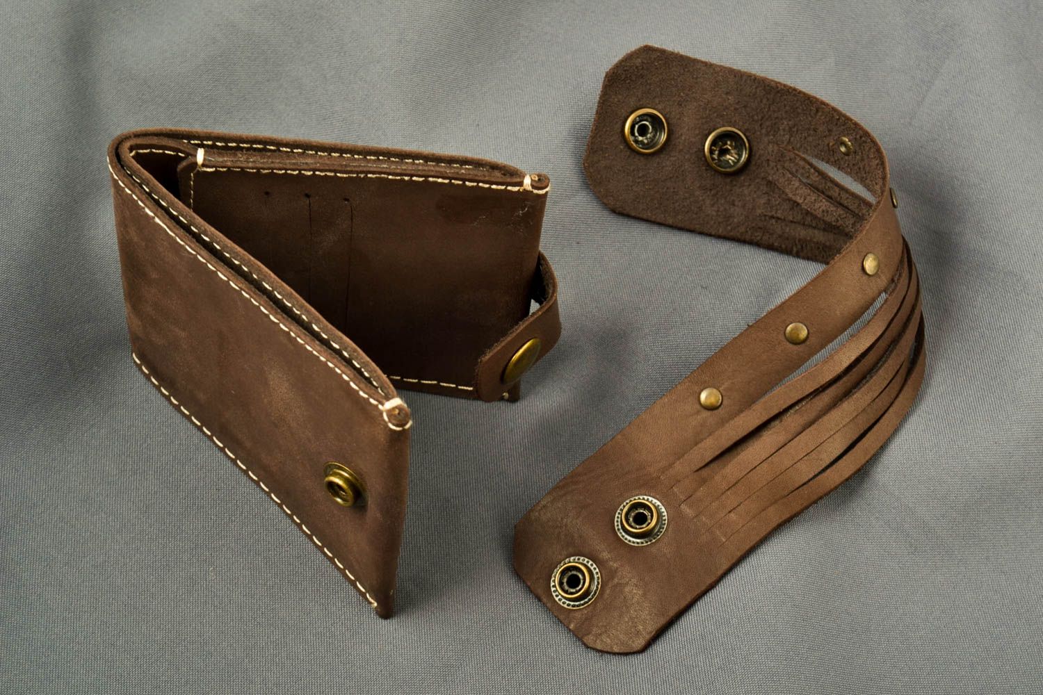 Кожаный кошелек ручной работы кожаные аксессуары 2 штуки браслет на руку фото 1