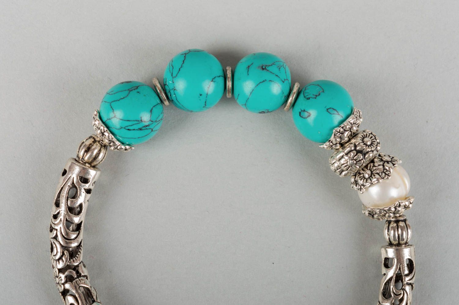 Designer jewelry with natural stones bracelet with turquoise pearl jewelry photo 3