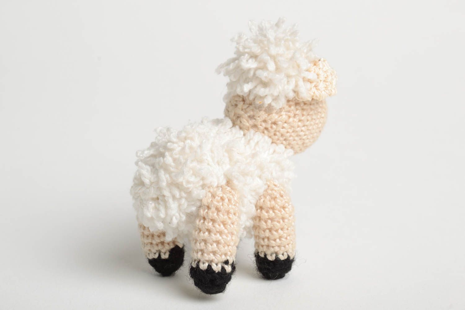 Jouet mouton fait main Peluche au crochet en fils de coton Cadeau enfant photo 3