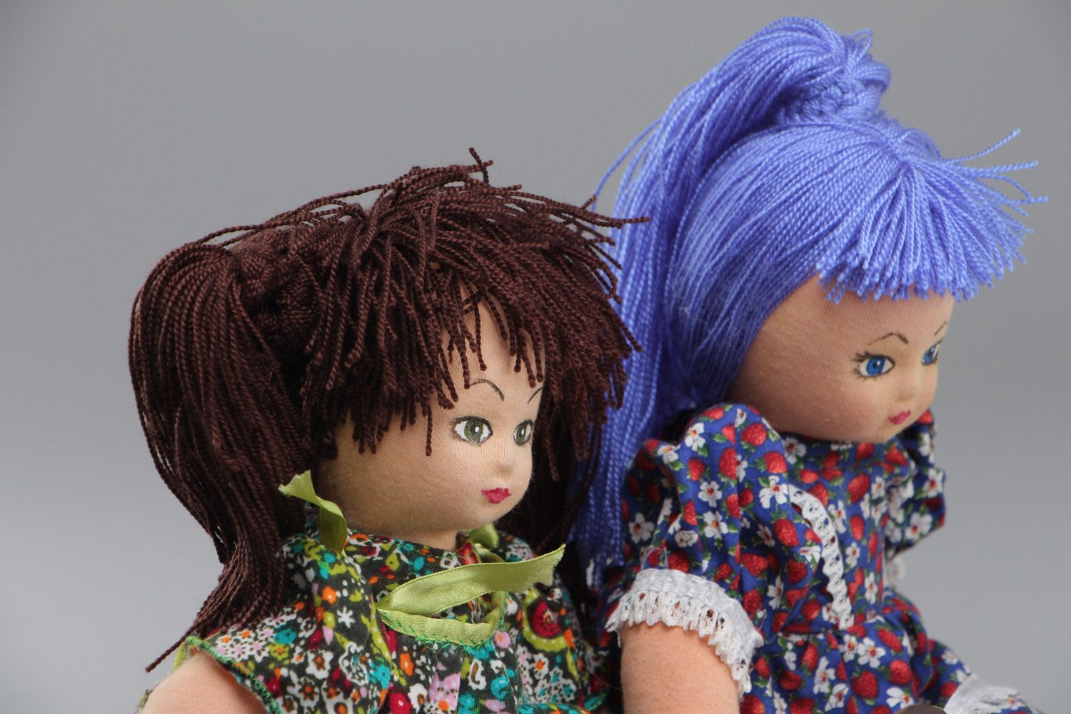 Авторские куклы игровые цветные комплект из двух штук ручная работа средние фото 3