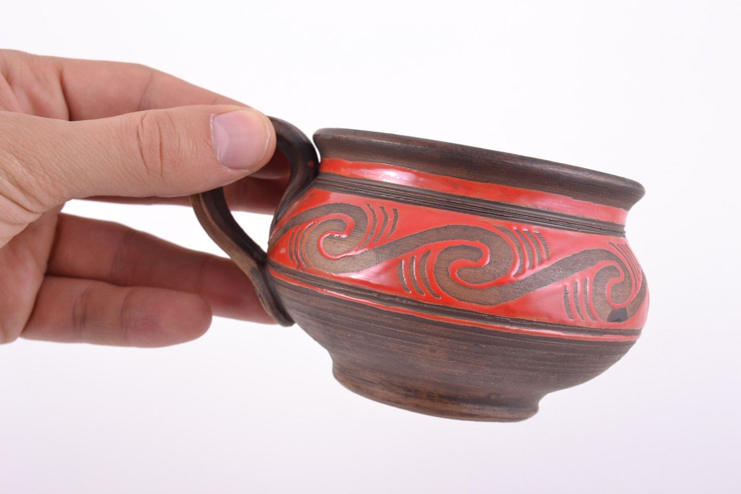 Taza de arcilla artesanal pintada a mano con barniz de color rojo 700 ml foto 2