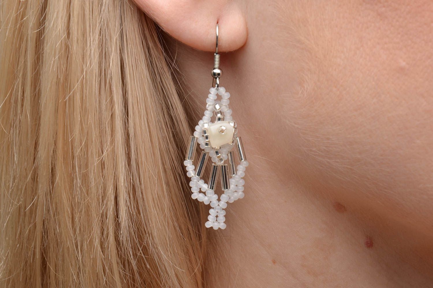White beaded earrings photo 2