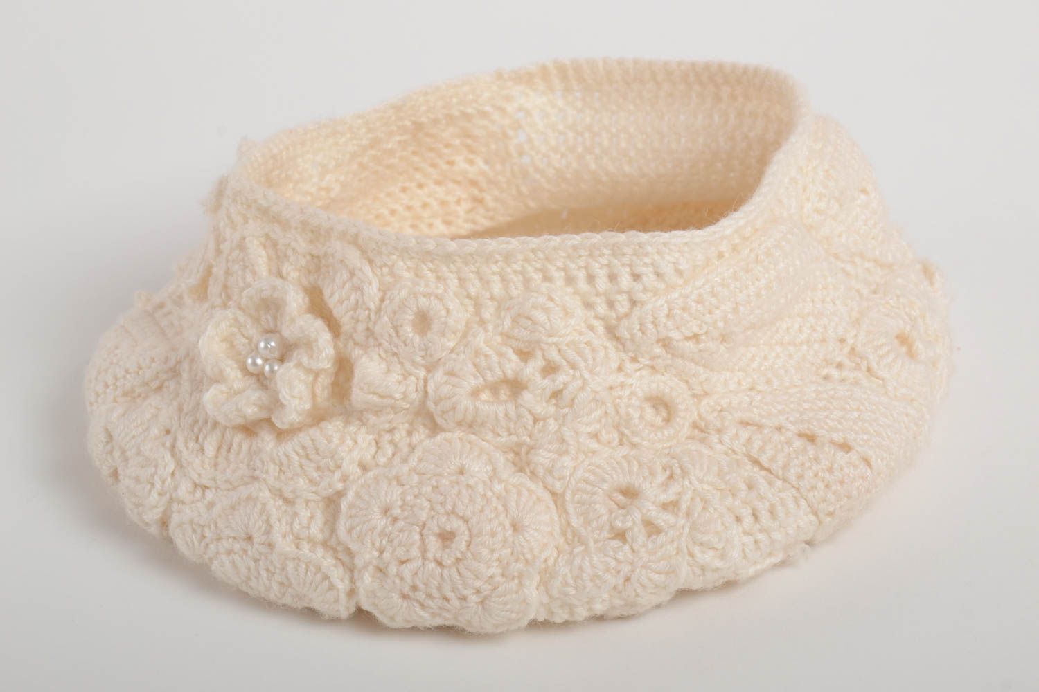 Bonnet tricot Chapeau au crochet fait main blanc original Vêtement femme photo 3