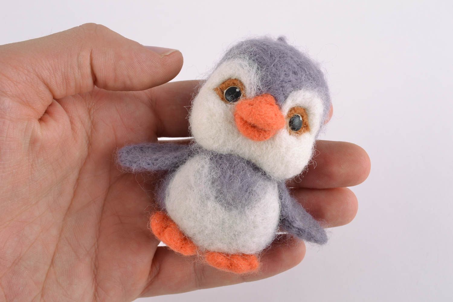 Small felted wool toy Penguin photo 2