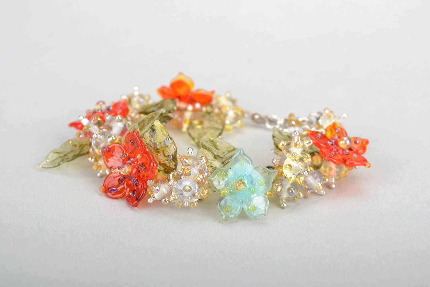 Bracelete floral de vidro artesanal  foto 1