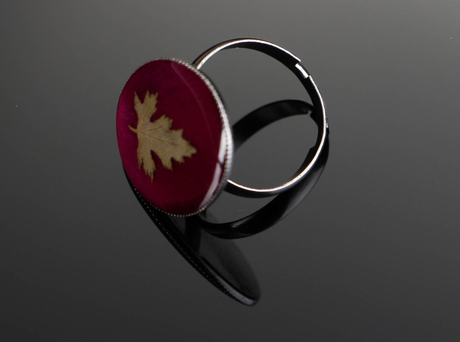 Ring made of epoxy with peony leaf photo 3