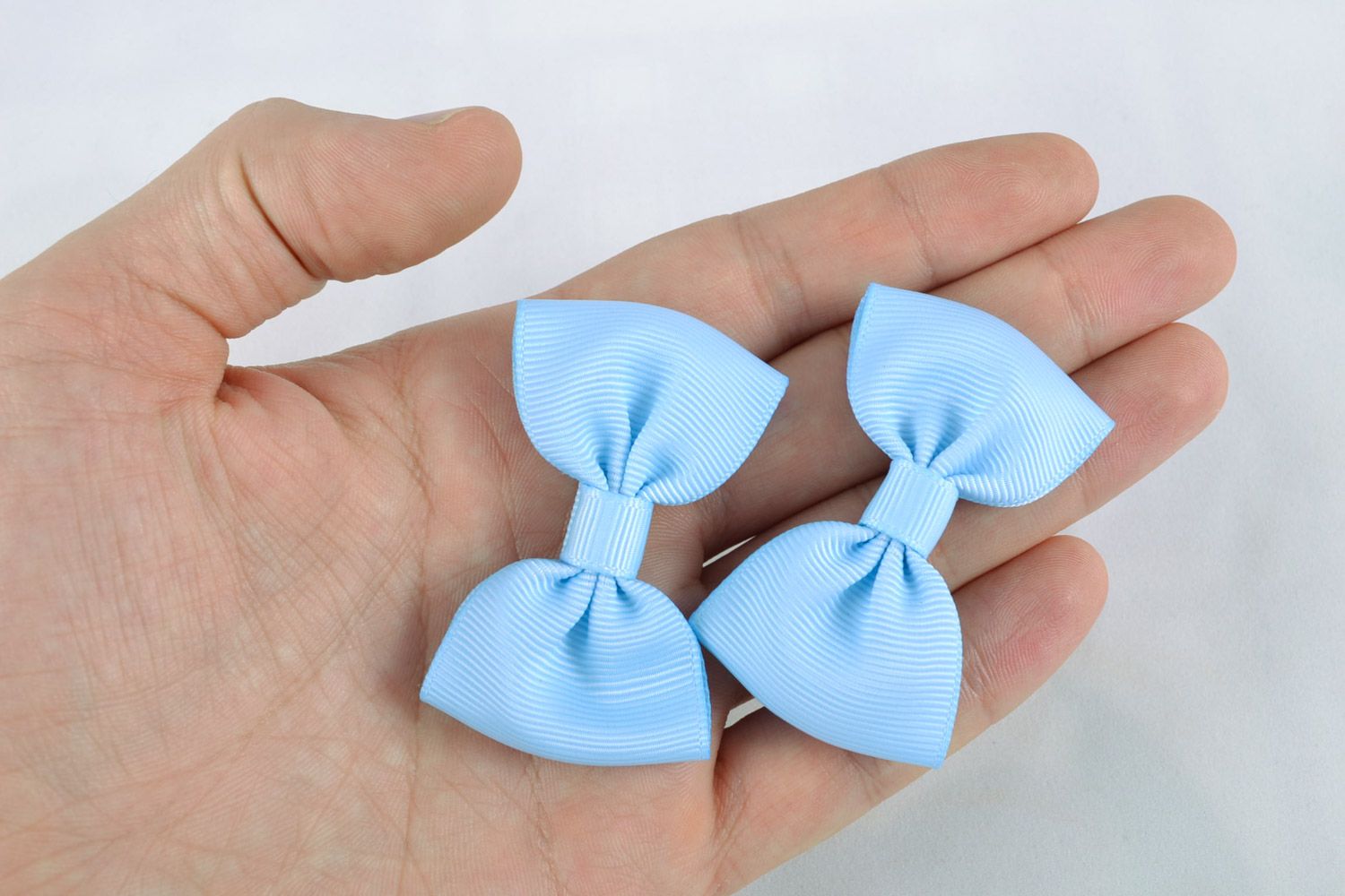 Set of beautiful handmade textile hair bows of blue color 2 pieces photo 2