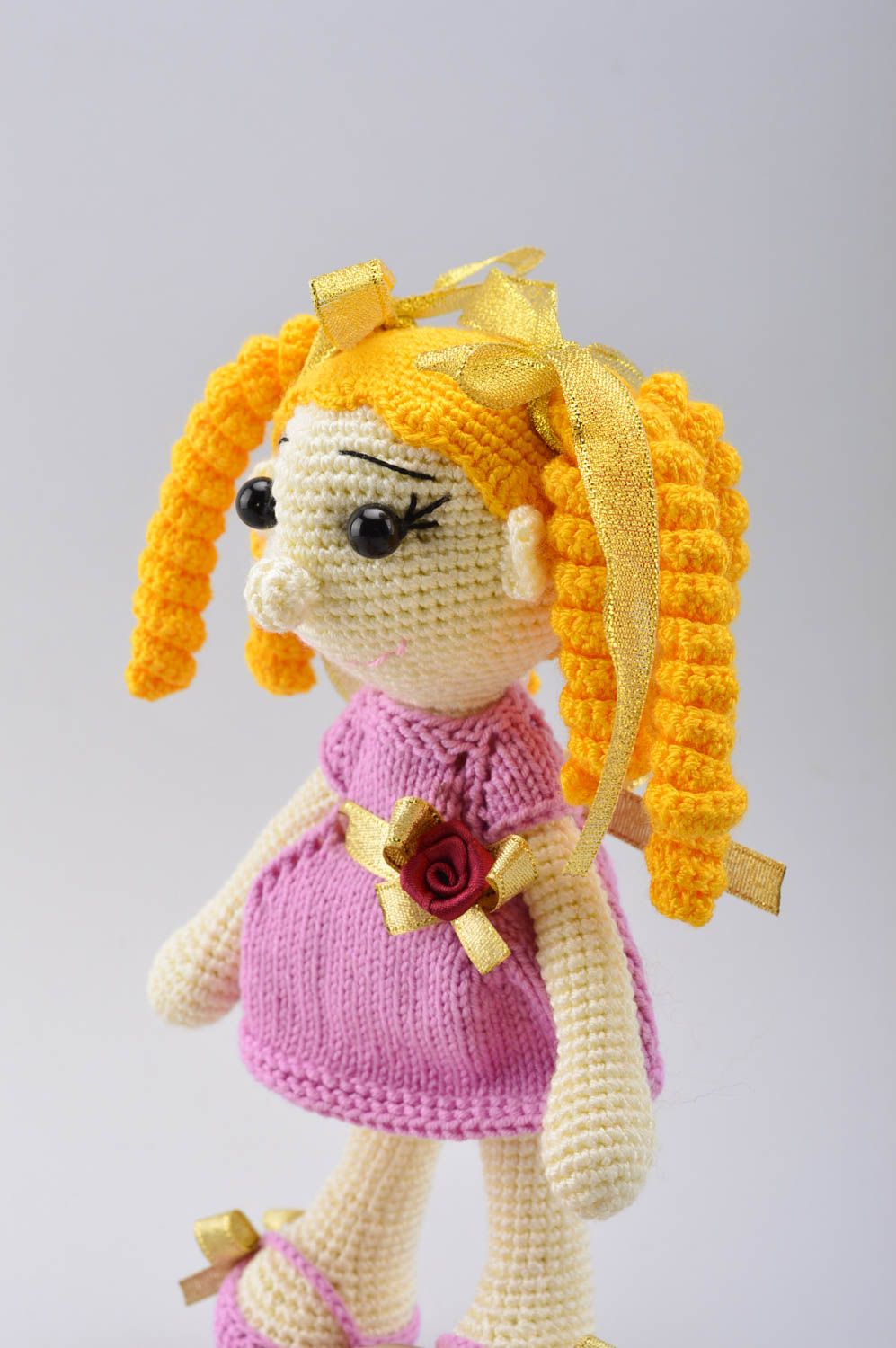 Необычная кукла ручной работы вязаная кукла крючком мягкая игрушка для девочки фото 5