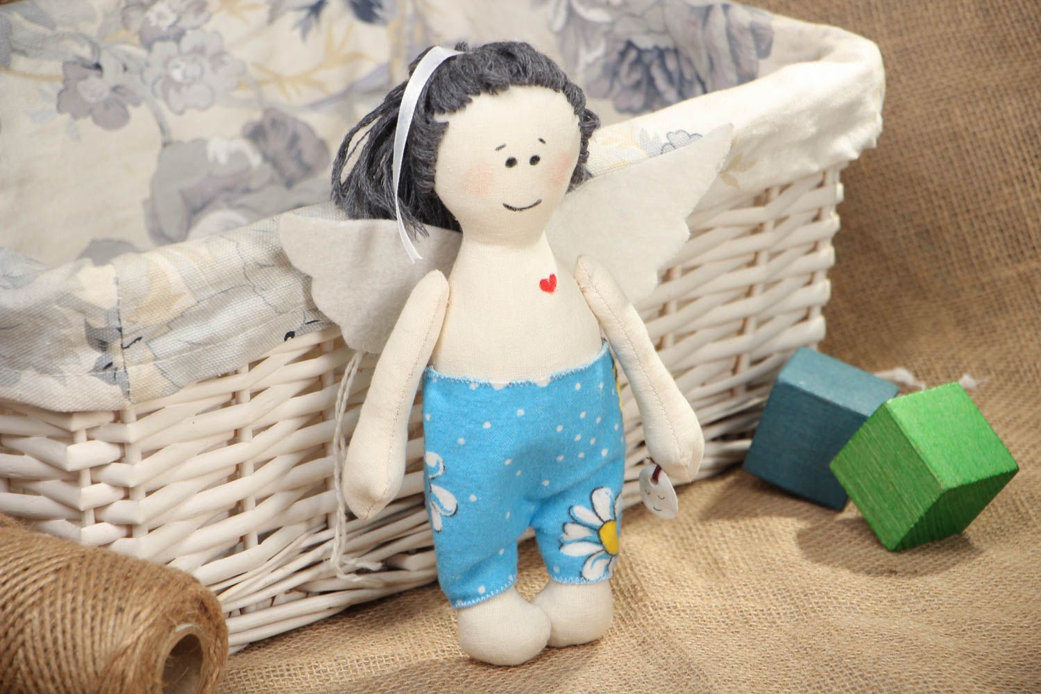 Мягкая игрушка ручной работы из ткани Ангел фото 5