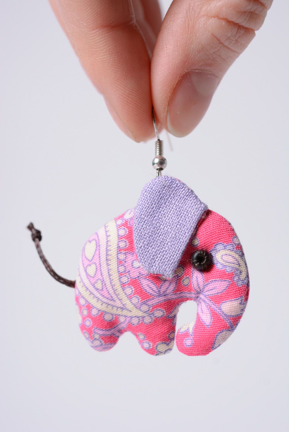 Boucles d'oreilles en tissu coton et lin faites main pendantes Éléphants  photo 3