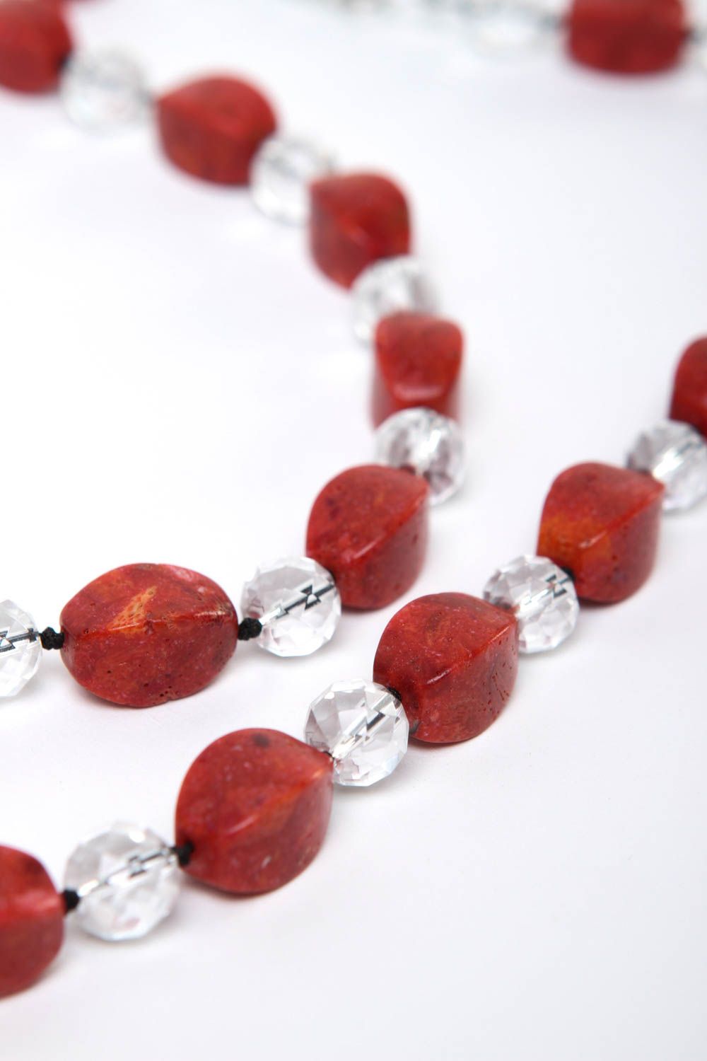 Handmade Perlen Schmuck Halskette Damen Geschenk für Frauen aus Korallen rot foto 3