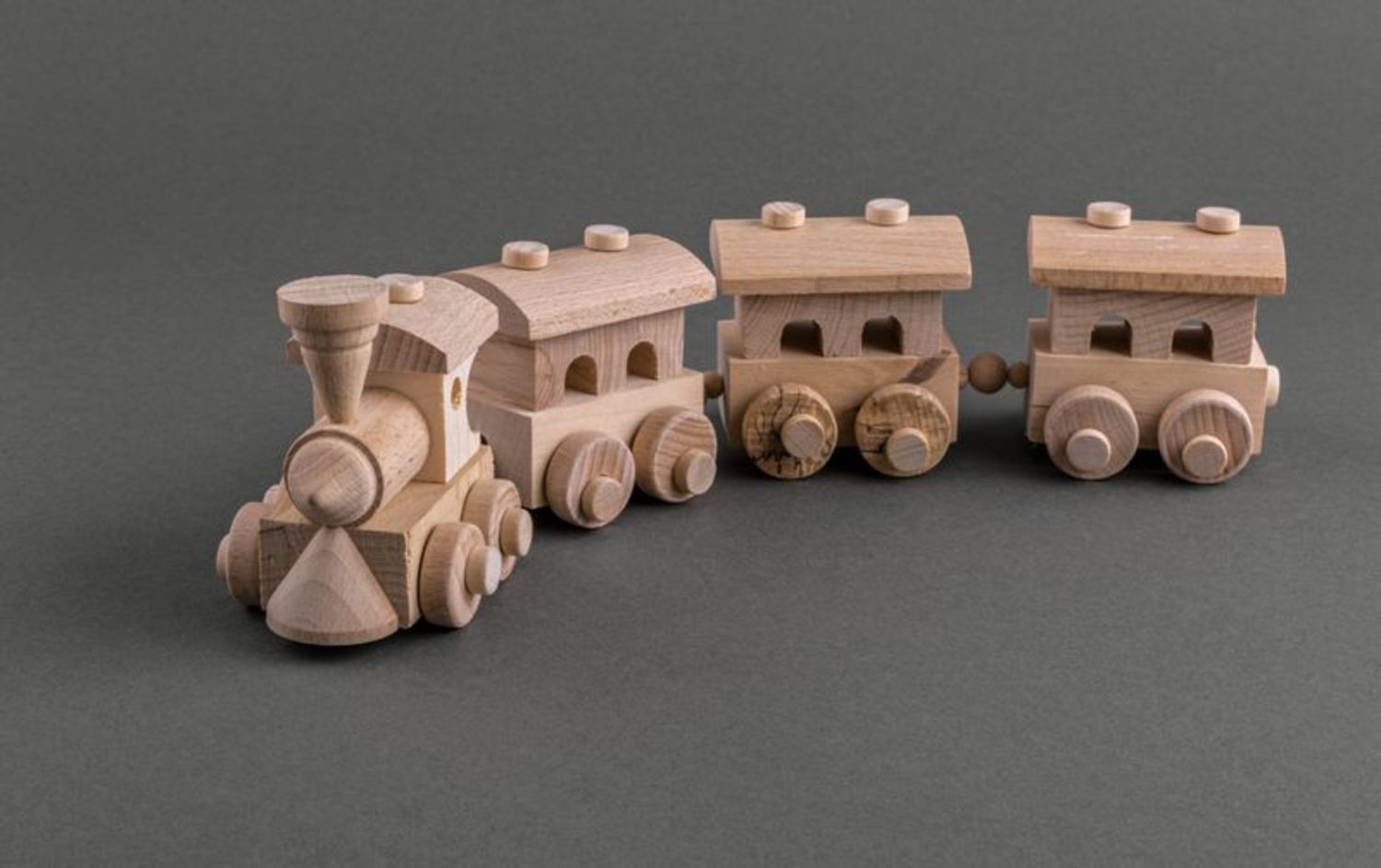 Детская деревянная игрушка - паровоз фото 5