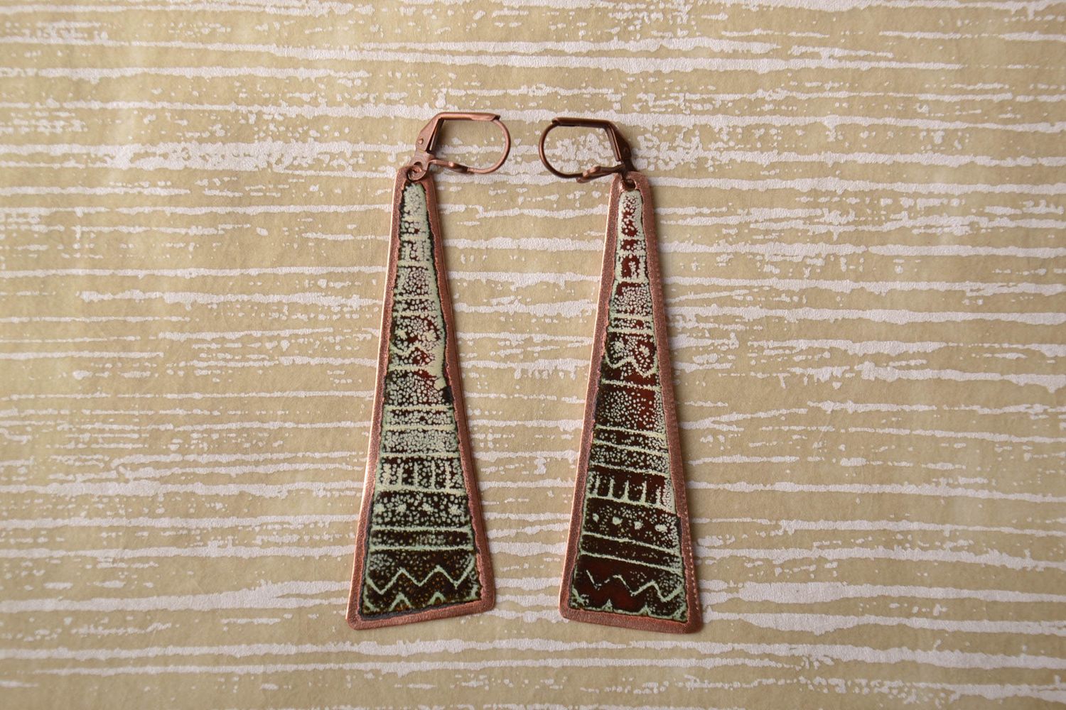 Long triangle copper earrings with enamels photo 1